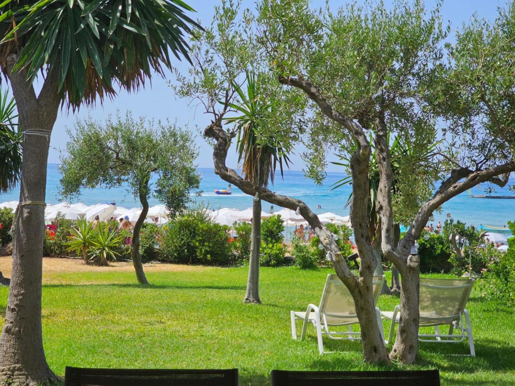 Glyfada Beachfront Apartment A3G Luaran gambar