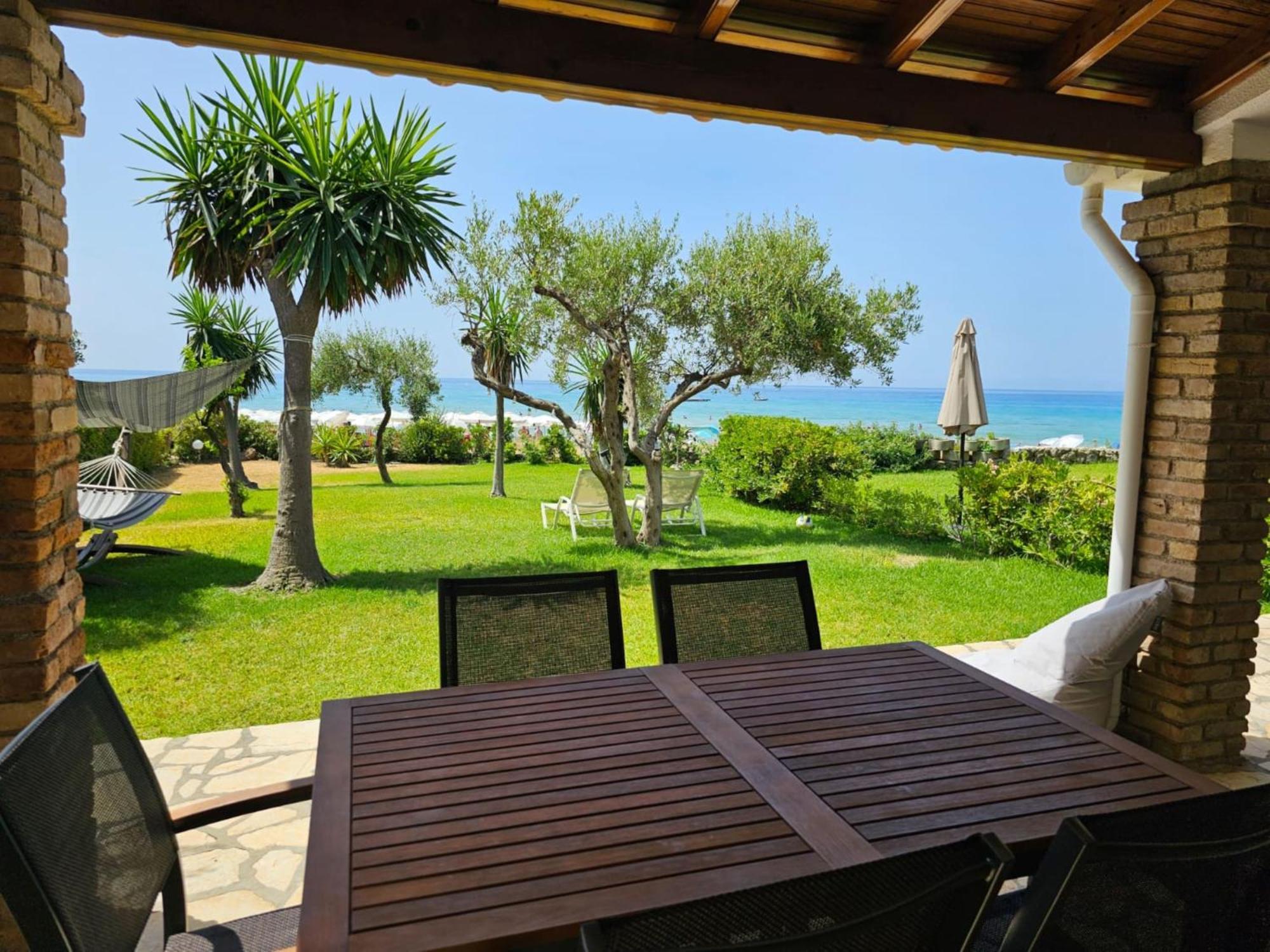 Glyfada Beachfront Apartment A3G Luaran gambar
