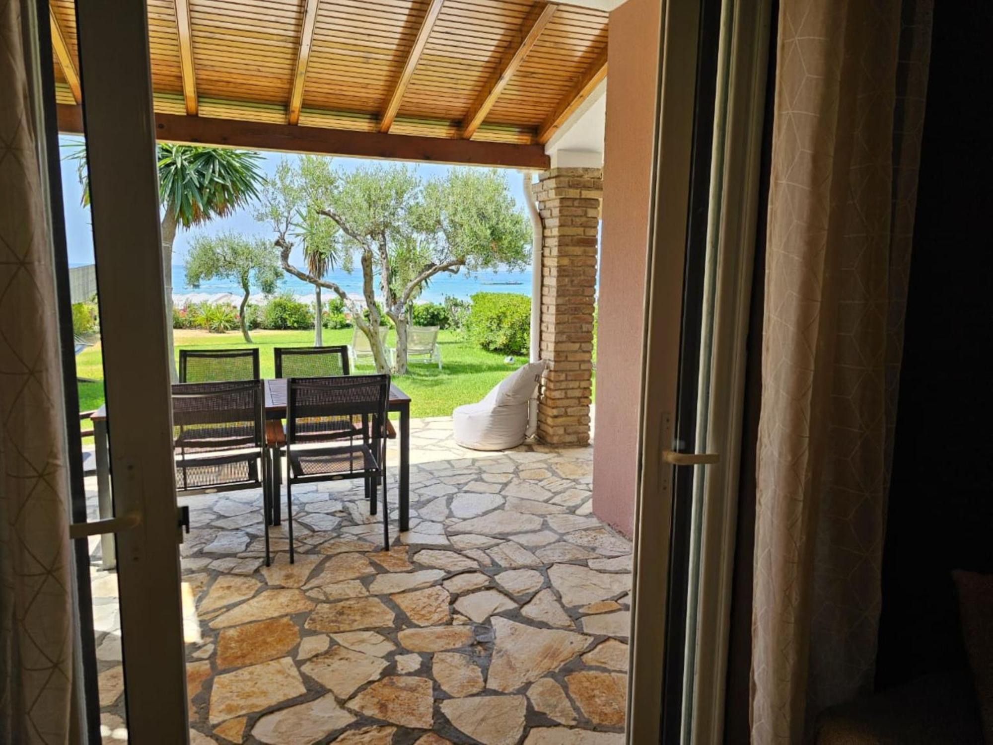 Glyfada Beachfront Apartment A3G Luaran gambar