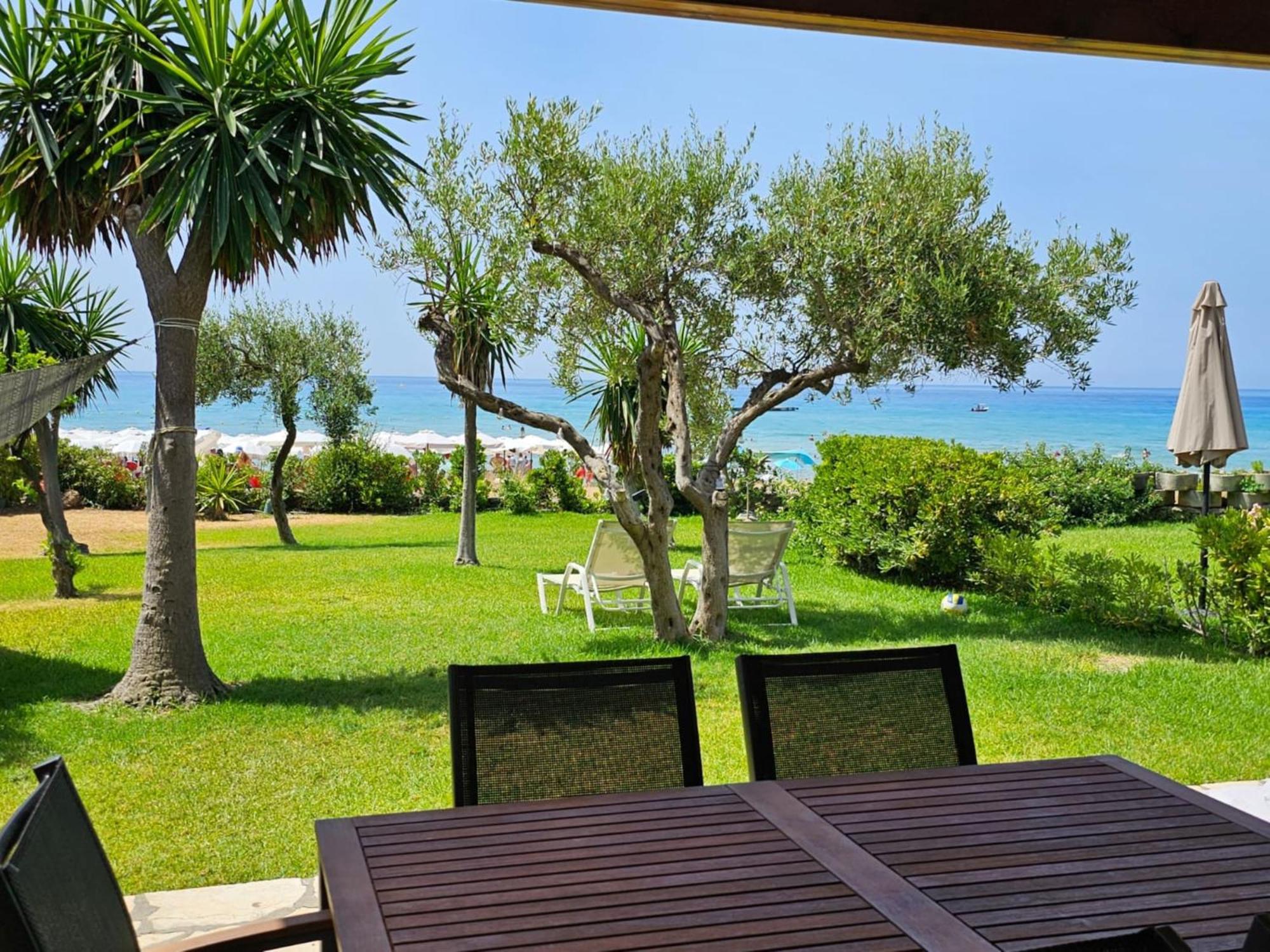 Glyfada Beachfront Apartment A3G Luaran gambar
